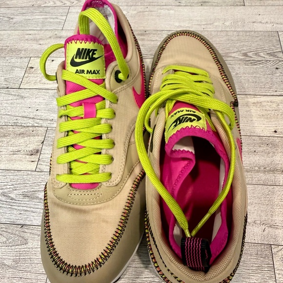 NIKE Women’s Sneakers Air Max 1 Ultra 2.0 'Mushroom - Picture 3 of 8